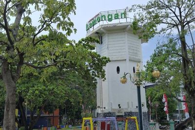 Nikmati Eksotisnya Menara Air Peninggalan Belanda di Lamongan, Berdiri sejak 1924!