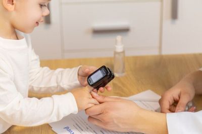 Ciri-ciri Anak Terkena Diabetes, Orang Tua Jangan Abai!