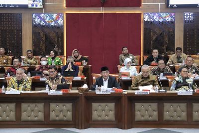 Plt Menpora Bahas Persiapan Piala Dunia U-20 hingga SEA Games 2023 Bareng Komisi X DPR RI