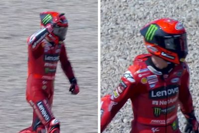 Menangi MotoGP Portugal 2022, Bagnaia Curi Selebrasi Siu Cristiano Ronaldo Nih