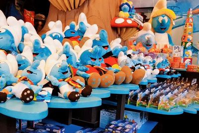 Smurf Store, Surga Penggemar Tokoh Kartun Smurf di Kota Brussels, Belgia