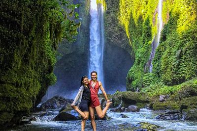 Pecinta Petualang Mesti Cobain Keindahan Air Terjun Langkuik Tinggi di Sumbar, Keren!