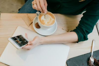 Enggak Minum Kopi saat Puasa Bisa Bikin Kepala Pusing, Emang Iya?