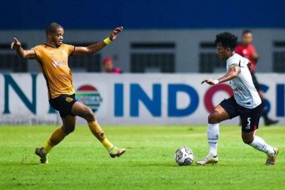 Piala Dunia U-20 Batal Digelar, Pekan Ke-32 Liga 1 2022 2023 Dihiasi Pita Hitam