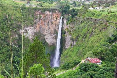 Pesona Air Terjun Sipiso-piso, Ikon Wisata Alam yang Selalu Dirindukan Orang Sumatera Utara