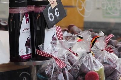 Cuberdons: Kembang Gula Populer yang Jadi Warisan Kuliner di Kota Ghent, Belgia