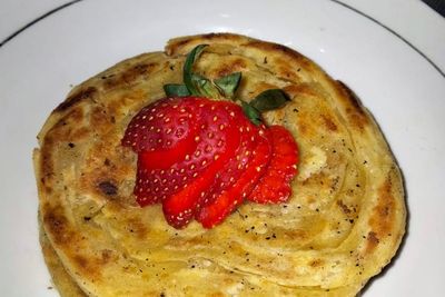 Resep Rumahan Roti Mariam Saus Strawberry: Enak, Mudah, dan Anti Ribet Untuk Buka Puasa