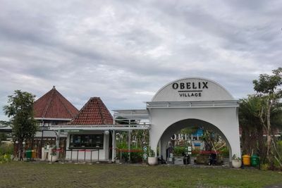 Obelix Village, Wisata Ramah Anak yang Cocok Jadi Tempat Jalan-jalan saat Ramadan