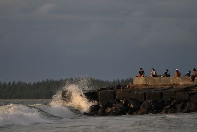 Gelombang Tinggi Ancam Perairan Indonesia, Berikut Wilayah yang Berpotensi Terdampak