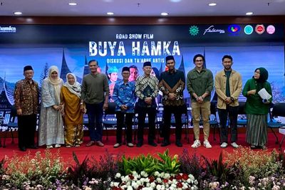 PP Muhammadiyah dan UHAMKA Kerahkan Masa untuk Nonton Film Buya Hamka