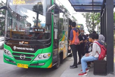 Asyiknya Naik Bus Trans Metro Deli di Medan, Ini Daftar Rute dan Tarifnya!