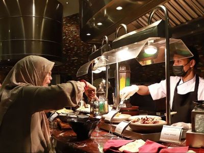 Dalam Rangka Bulan Suci Ramadan, Novotel Tangerang Hidangkan Sajian Khas Timur Tengah
