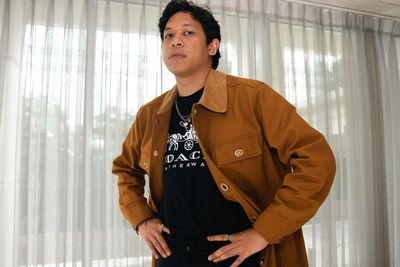 Hindia Tuangkan Kerisauan Melalui Lagu Terbaru Masalah Masa Depan
