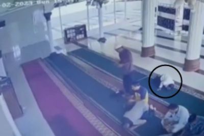 Detik-detik Dosen IAIN Langsa Meninggal Dalam Keadaan Salat setelah Sujud