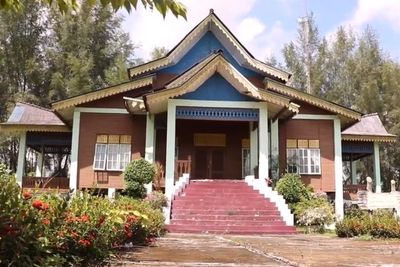 Di Sumut Ada Pulau Mirip Sepatu, Ternyata Tempat Wisatanya Para Sultan Berkocek Tebal