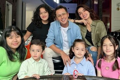 Gaya Manis Elea Rambutnya Dikepang 2: Anak Andhika Ussy Cantiknya Gak Ada yang Gagal