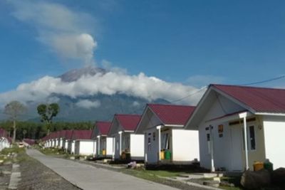 Melihat Dari Dekat Hunian Tetap untuk Korban Erupsi dengan View Gunung Semeru