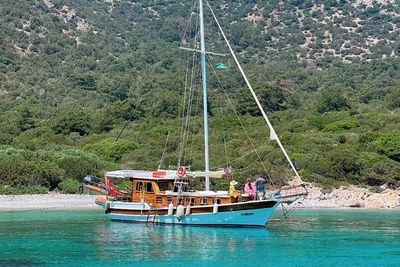 Menjelajahi Laut Bodrum Pakai Boat Trip, Indah Banget Airnya Bening bak Kristal