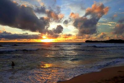 10 Wisata Pantai Gunungkidul yang Paling Menarik Dikunjungi di 2025, Intip Yuk!