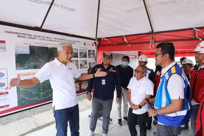 Urai Kemacetan Mudik Lebaran 2023, Ganjar Siapkan Jalur Tol Fungsional Solo-Yogyakarta