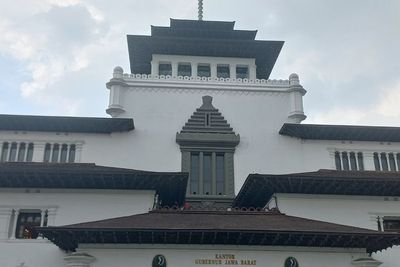 Belum Temukan Tempat Wisata untuk Libur Lebaran? Kunjungi Gedung Sate aja Yuk