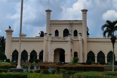Istana Siak Sri Indrapura, Destinasi Wisata Sejarah yang Kental Adat Melayu