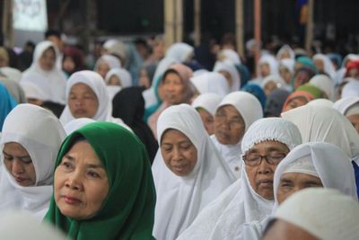 5 Amalan yang Dianjurkan saat I tikaf, Ibadah Penuh Kemuliaan!