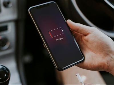 Ilmuwan Inggris Punya Cara Ampuh Isi Daya Baterai HP Pakai Air Kencing
