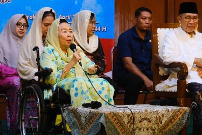 Cerita Unik Istri Mendiang Gus Dur, Sengaja Sahur Bersama Kaum Marjinal di Halaman Gereja