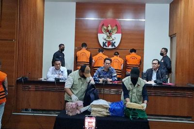 KPK Tetapkan 10 Tersangka Kasus Dugaan Suap Proyek Jalur Kereta Api di Kemenhub