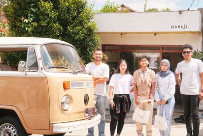 Inovasi Wisata Van Tourism, Manfaatkan VW Combi untuk Jalan-jalan Edukasi di Kota Malang