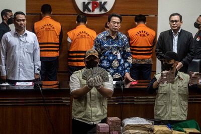 KPK Sita Uang Rp2,8 Miliar dari OTT Proyek Jalur Kereta Api Kemenhub