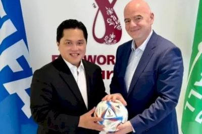 Erick Thohir Miliki Komitmen Kuat Bangun Sepak Bola Indonesia, Nih Buktinya!