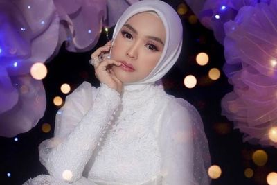 Rumah Tangga Diisukan Retak, Ria Ricis Pamer Foto Sendu: Kaya Lihat Ibu Peri