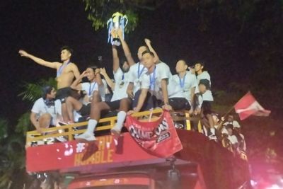 Momen Bersejarah, PSM Makassar Gelar Konvoi Juara Liga 1 di Kota Parepare