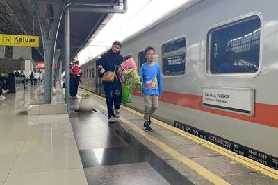 H-6 Lebaran, 39.800 Pemudik Berangkat dari Stasiun Gambir dan Pasar Senen
