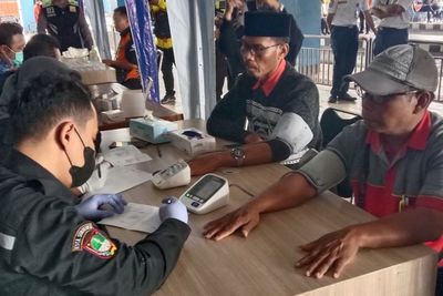Mudik Lebaran 2023: Ratusan Sopir Bus di Solo Jalani Tes Kesehatan
