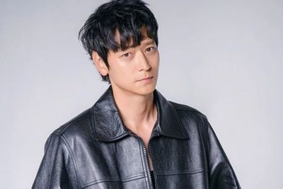 Diisukan Pacaran dengan Rose BLACKPINK, Intip Deretan Potret Tampan Kang Dong Won