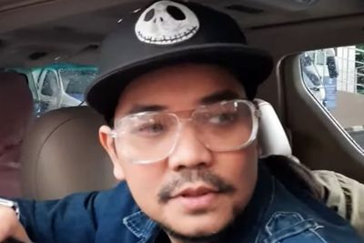 Kembali Drop, Keluarga Batasi Pekerjaan Indra Bekti