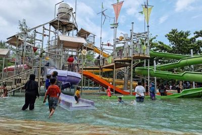 Menikmati Liburan Hari Lebaran di Jogja Bay Waterpark, Wahana Bermain Bersama Keluarga