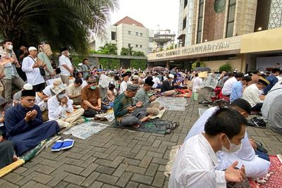 Diiringi Gerimis, Salat Id di Halaman Kantor PP Muhammadiyah Berjalan Lancar