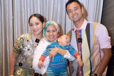 Raffi Ahmad Sungkeman ke Sus Rini di Momen Lebaran, Nagita Slavina: Rezeki Saya Ketemu Sus