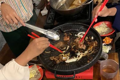 Nikmatnya Grill dan Shabu-shabu Murah di Nim Bang Jogja, Hanya 25 Ribuan Aja!