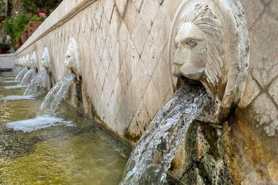 The Lion Fountains: Mitos Air Mancur Singa di Spili Yunani yang Bikin Wajah Awet Muda