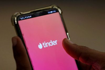 Hindari Profil Palsu, Tinder Rilis Fitur Swavideo untuk Verifikasi Foto