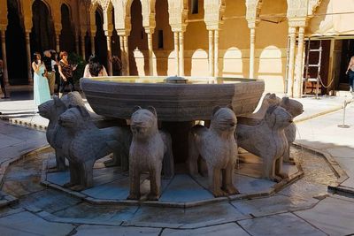 Mitos Lions Fountain di Court of the Lions yang Dipercaya Memberikan Kebahagiaan