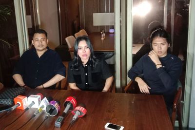 Uci Flowdea Terpaksa Ikhlas Jadi Korban Penipuan Medina Zein