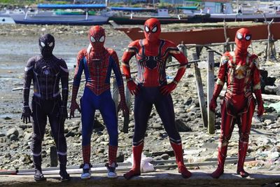 Ketika 'Spider-Man Jepang' Ikut Bakti Sosial dengan 'Spider-Man Indonesia' di Parepare