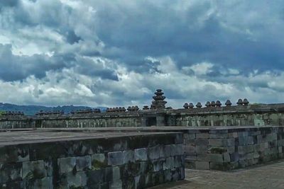 Mitos dan Keindahan Candi Ratu Boko: Konon Bisa Membawa Pengunjung Kembali ke Masa Lalu