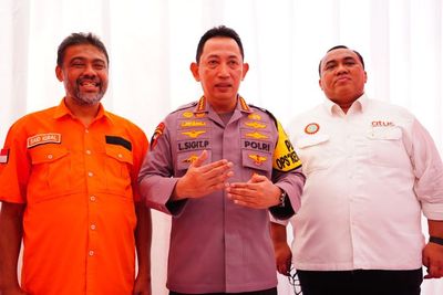 Pesan Kapolri di Hari Buruh: Buruh Harus Berjuang Untuk Meningkat!